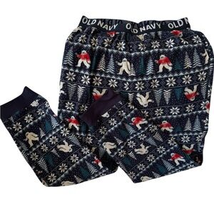 Old Navy Youth XL Pajamas - Navy and Red Winter Pattern